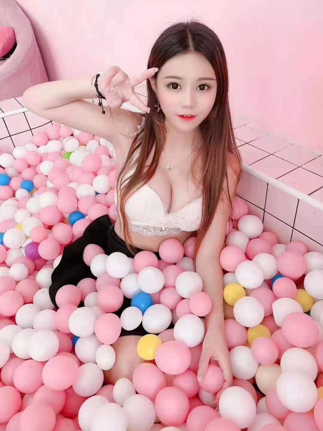 香洲至尊休闲（隆重试业）